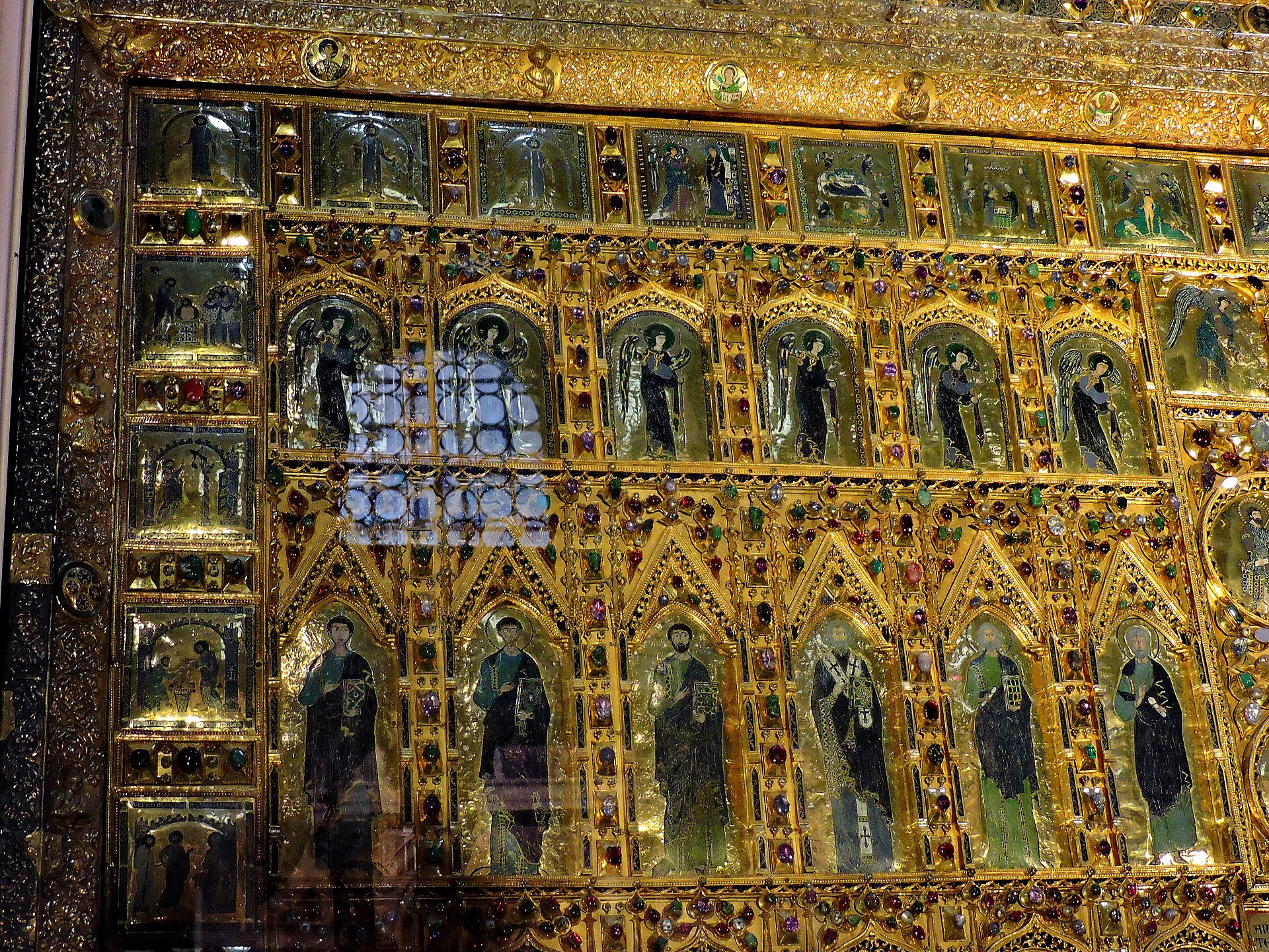 gli smalti bizantini e le pietre preziose della Pala d’Oro