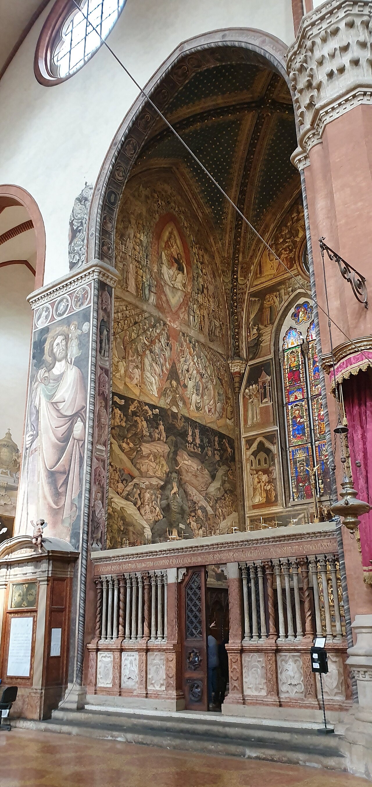 la cappella bolognini nella basilica di san petronio a bologna, con gli affreschi di giovanni da modena
