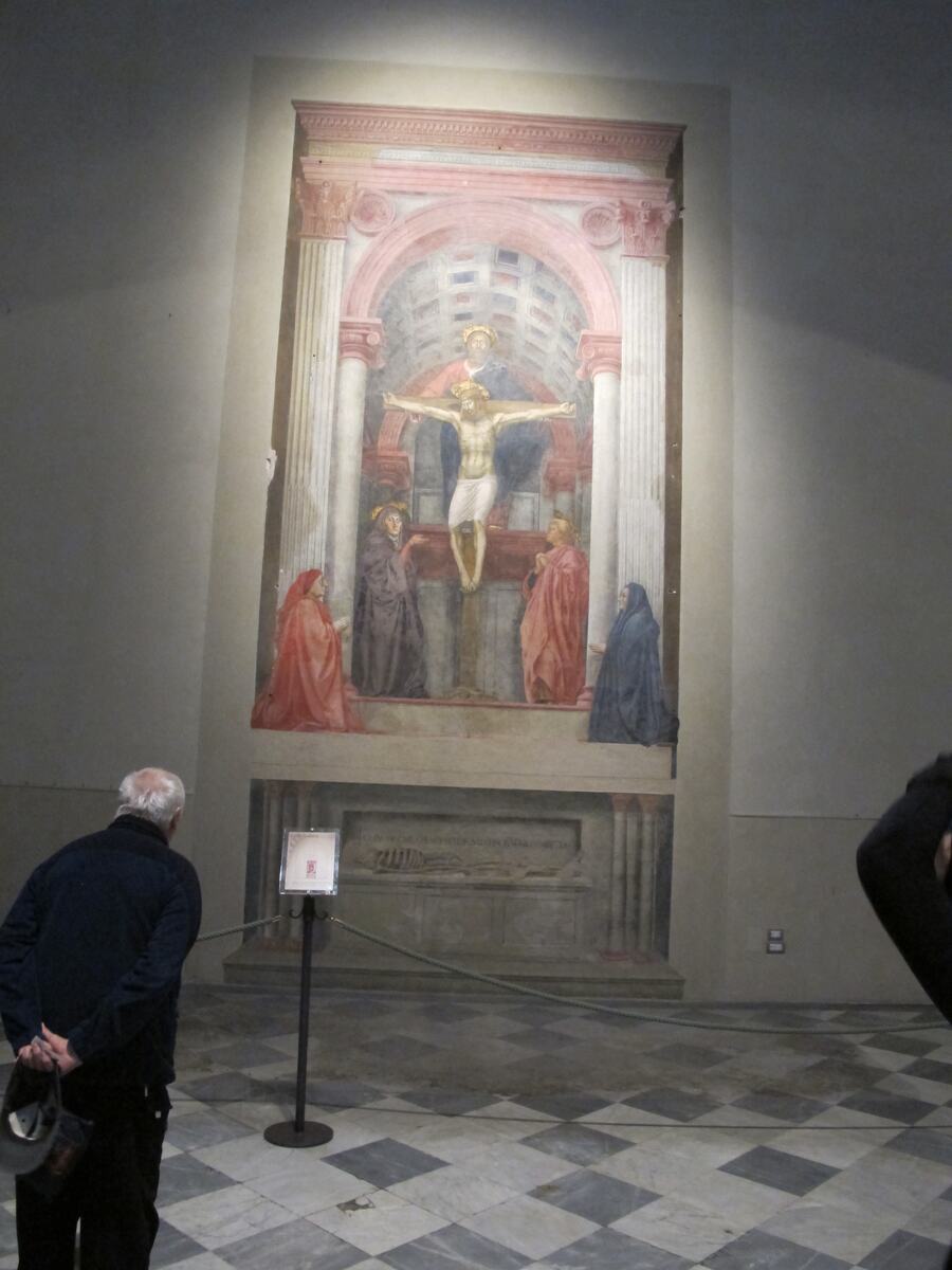 la trinità di masaccio nella navata di santa maria novella, con la finta cappella a volta