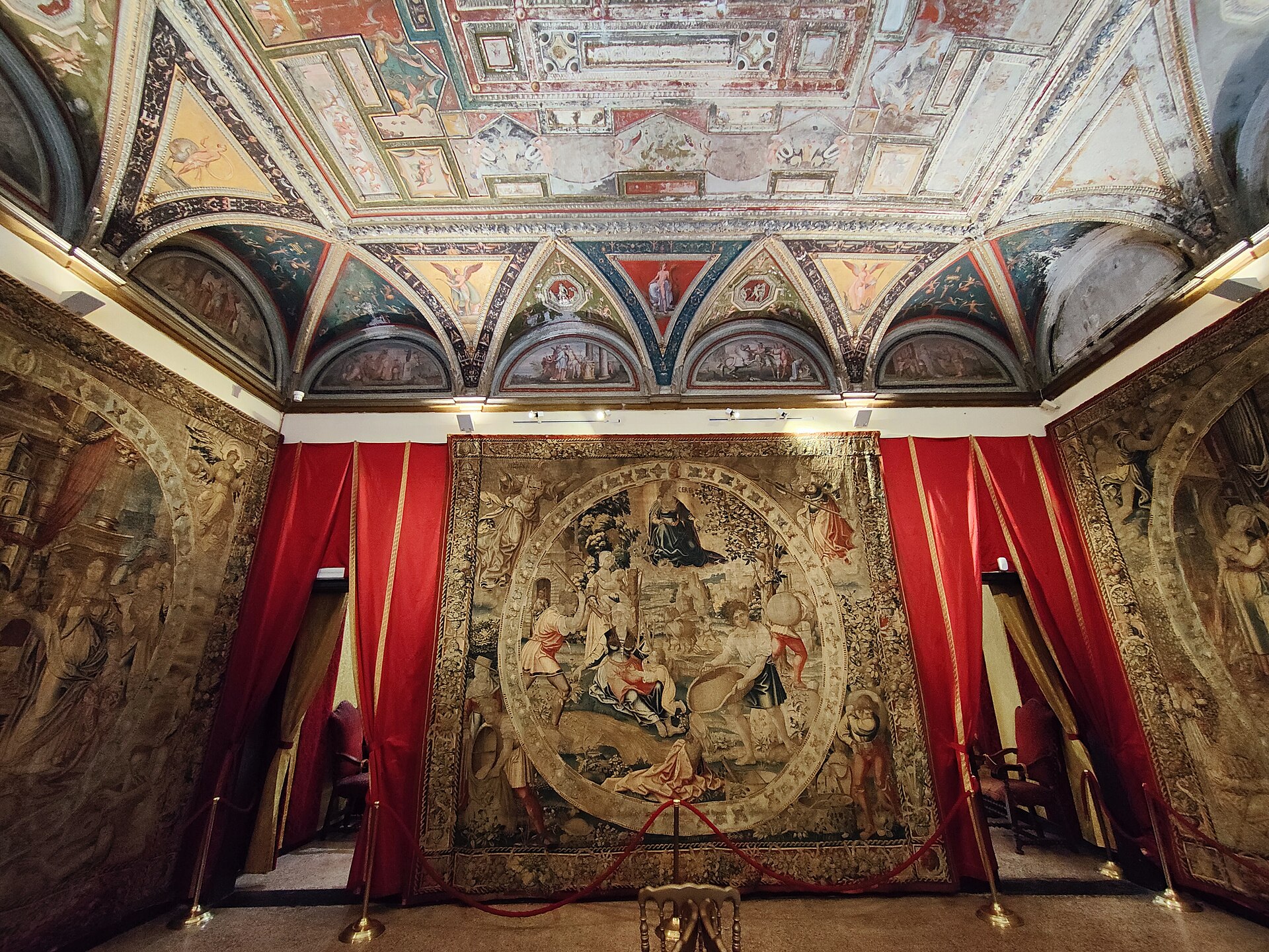 room of the villa del principe with the tapestries on the walls