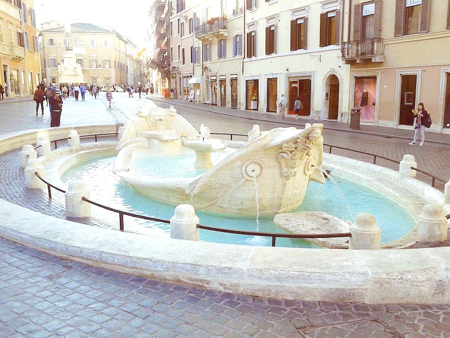 barcaccia piazza navona bernini