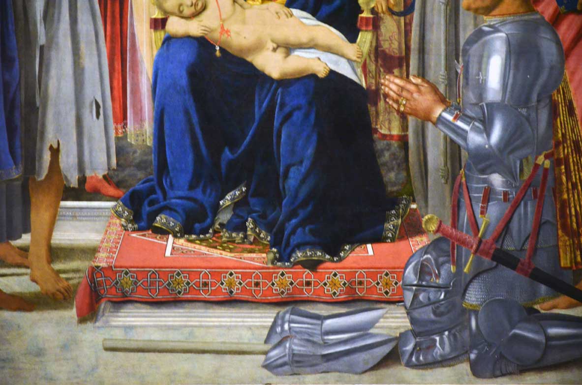particolare della sacra conversione di piero della francesca