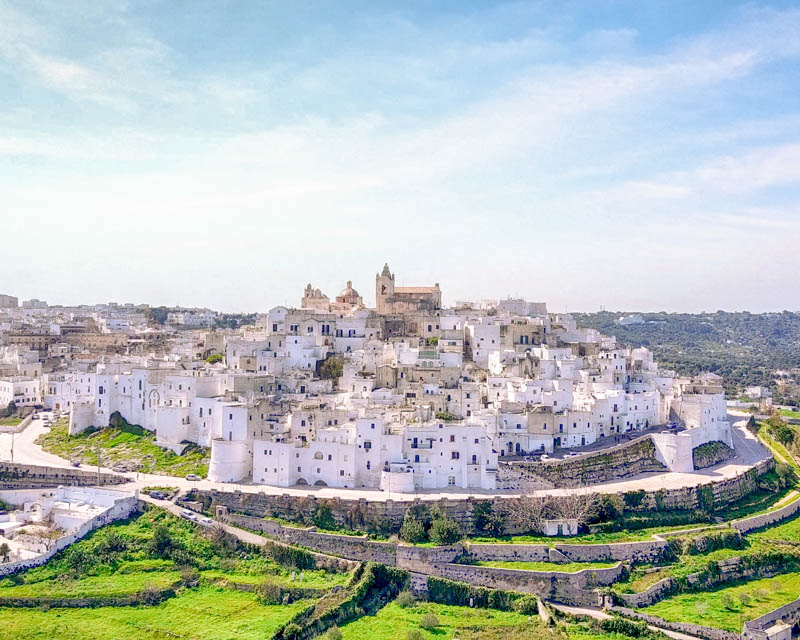 panorama aereo su ostuni