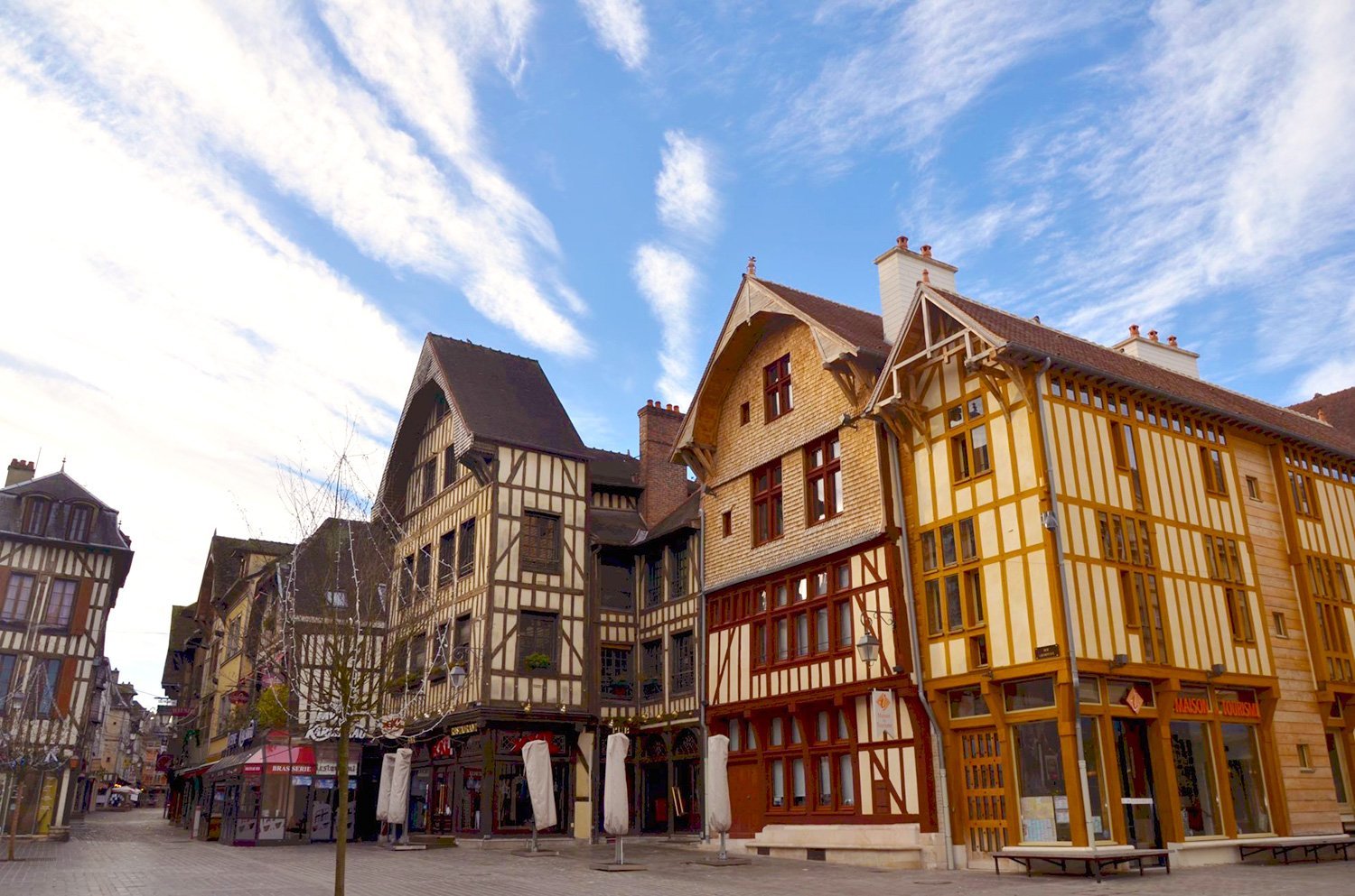 troyes-piazza