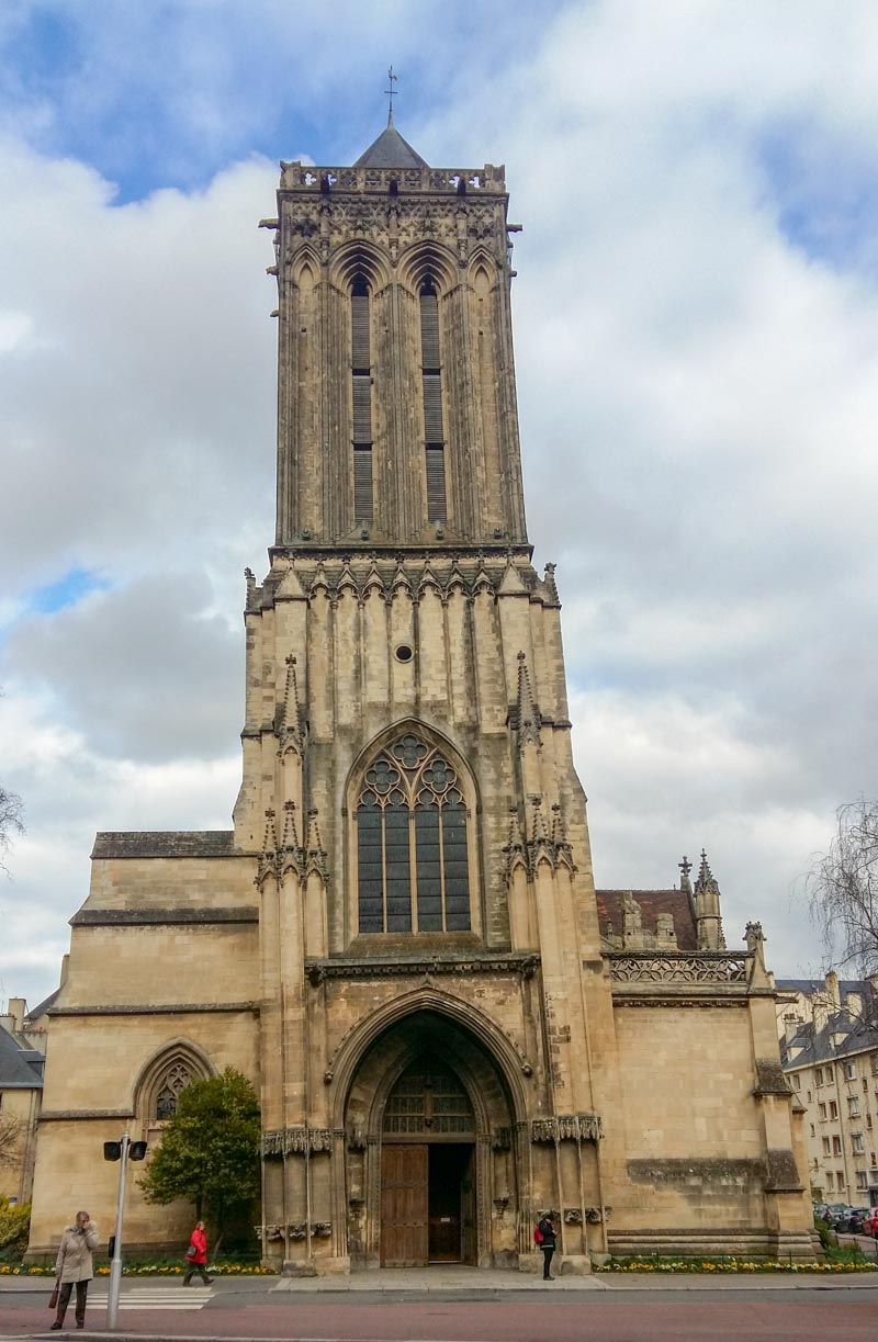 leaning caen church