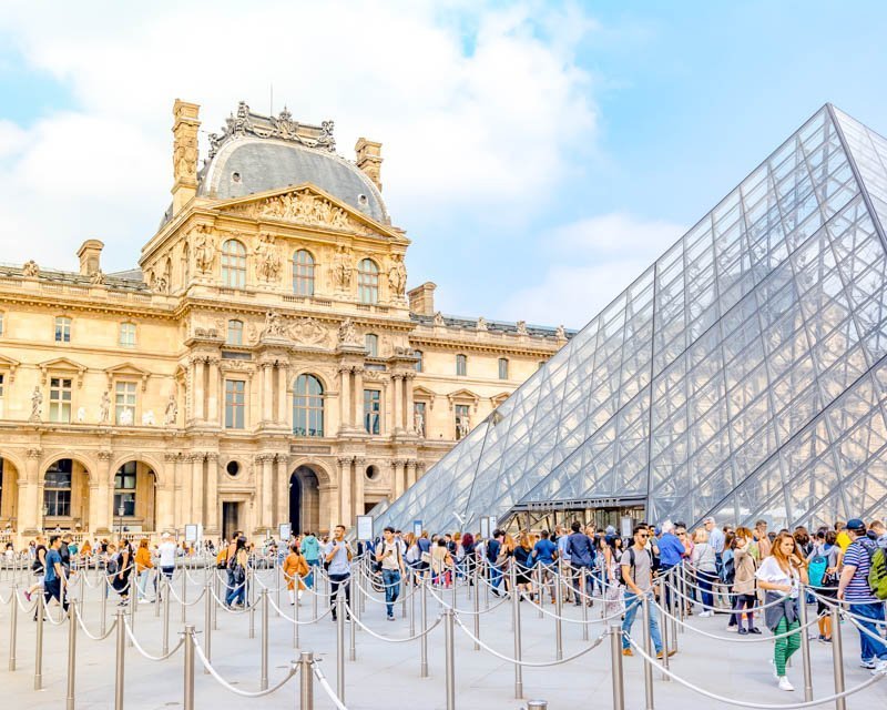billet coupe-file pour le musée du louvre à paris